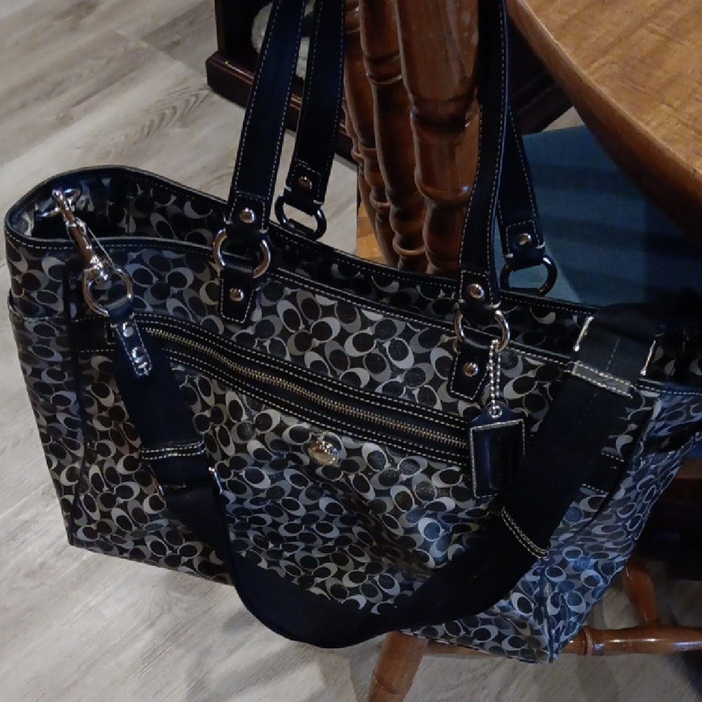 Coach Diaper Bag - Picture 6 of 8